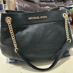 Michael Kors Jet Set Large Chain Shoulder Tote Bag Purse  Black Pebbles EUC